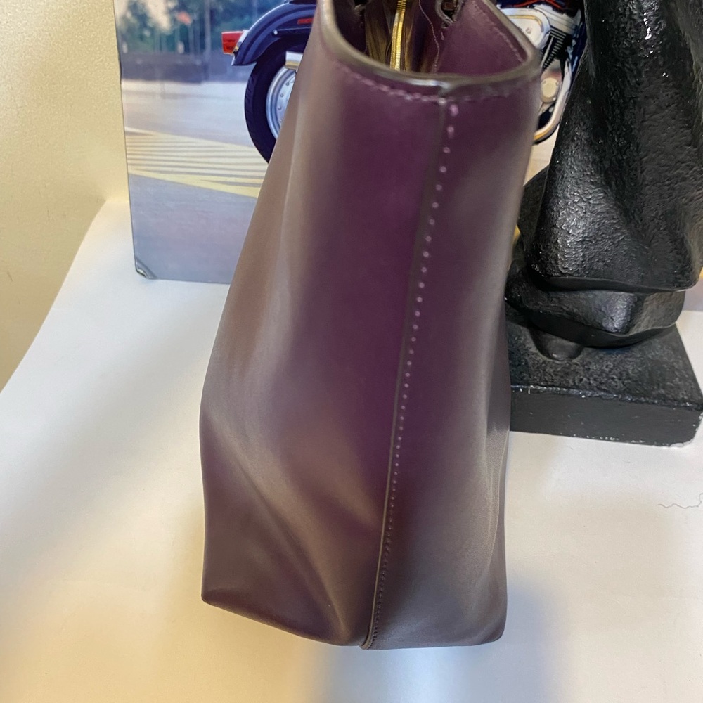 Michael Michael Kors Purple Leather Tote Bag - Picture 4 of 14